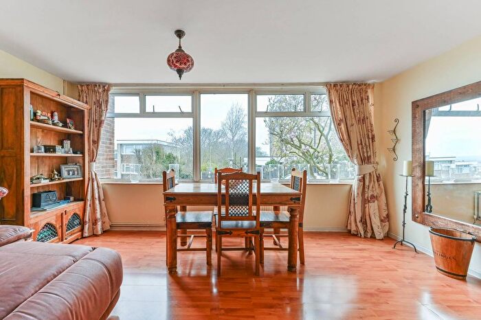 4 Bedroom Terraced House For Sale In White Lodge, Upper Norwood, London, SE19