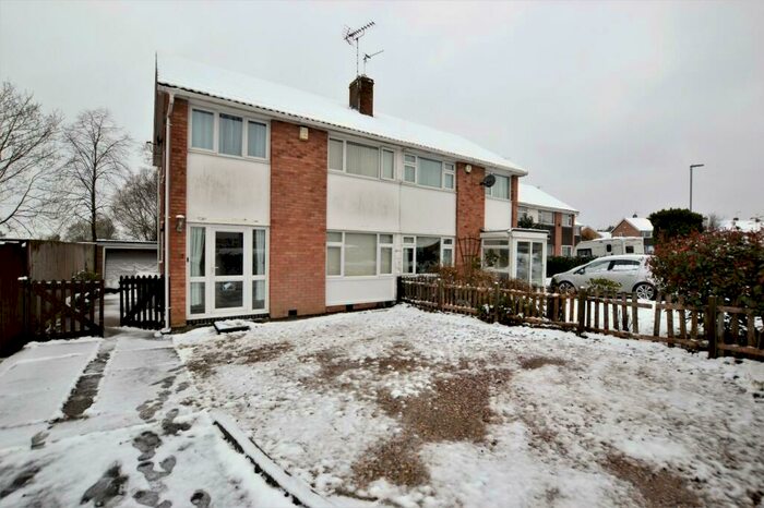 3 Bedroom Semi-Detached House To Rent In Tyringham Road, Wigston, LE18