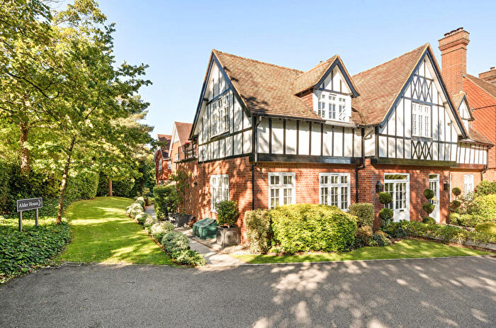 2 Bedroom Apartment For Sale In Westerham Road, Keston, Kent, BR2