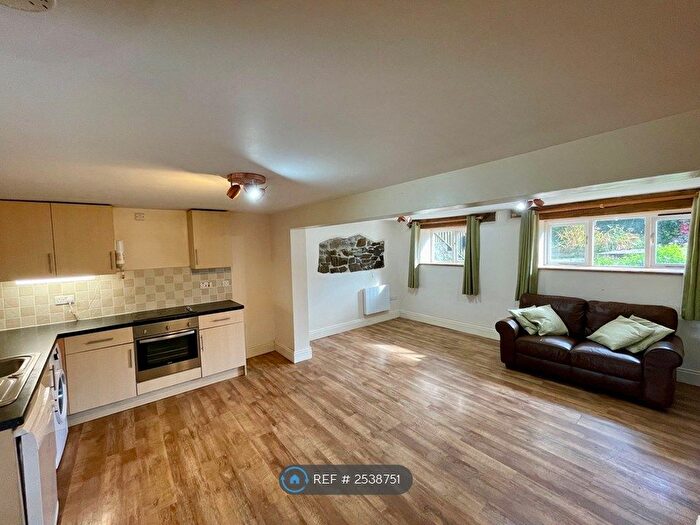 3 Bedroom Flat To Rent In Mead Barn Cottages, Welcombe, Bideford, EX39