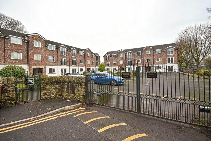 2 Bedroom Apartment To Rent In Dellar Street, Rochdale, Greater Manchester, OL12