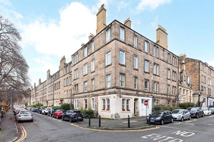 1 Bedroom Flat To Rent In Murieston Road, Edinburgh, Midlothian, EH11