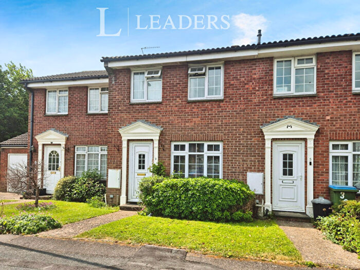3 Bedroom Terraced House To Rent In Barque Close, Littlehampton, BN17