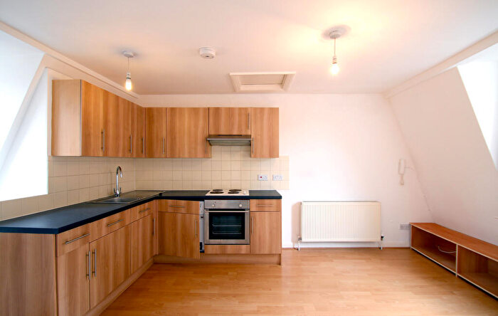 1 Bedroom Flat To Rent In - Whitecross Street, EC1Y