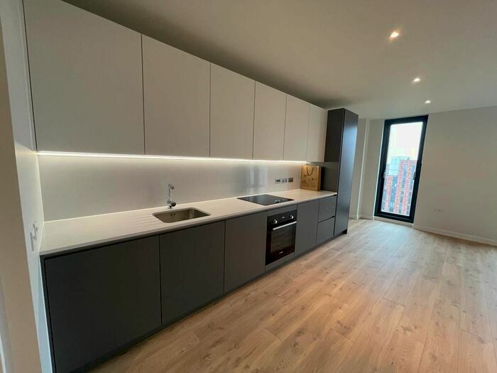 1 Bedroom Flat To Rent In Aspin Lane, Manchester, M4