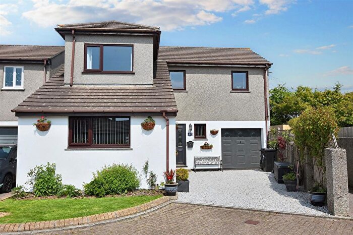3 Bedroom Detached House For Sale In Sunnyside Parc, Illogan, Redruth, TR15