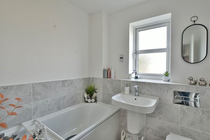 3 Bedroom Semi-Detached House For Sale In Yew Tree Close, Leigh, Lancashire, WN7