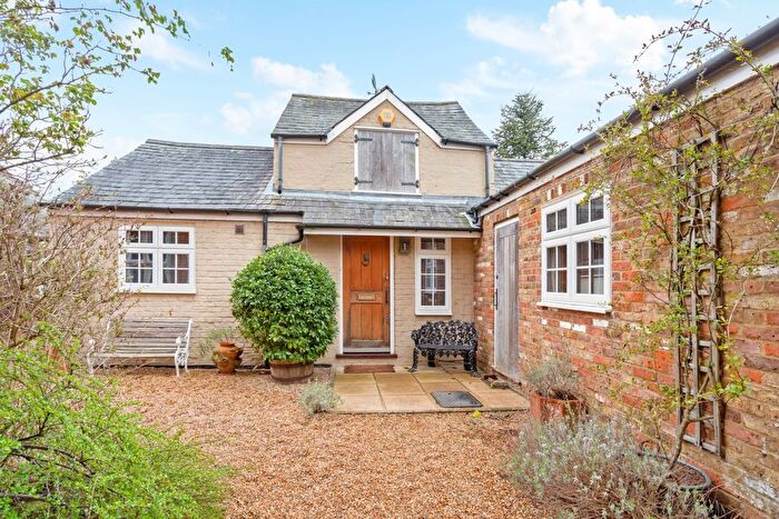 1 Bedroom Cottage To Rent In Hatchet Lane, Winkfield, Windsor, SL4