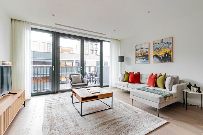 2 Bedroom Flat To Rent In London Borough Of Camden, WC1X