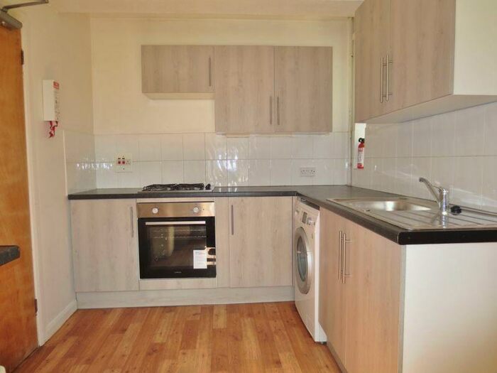 4 Bedroom End Of Terrace House To Rent In Barcombe Road, Brighton, BN1