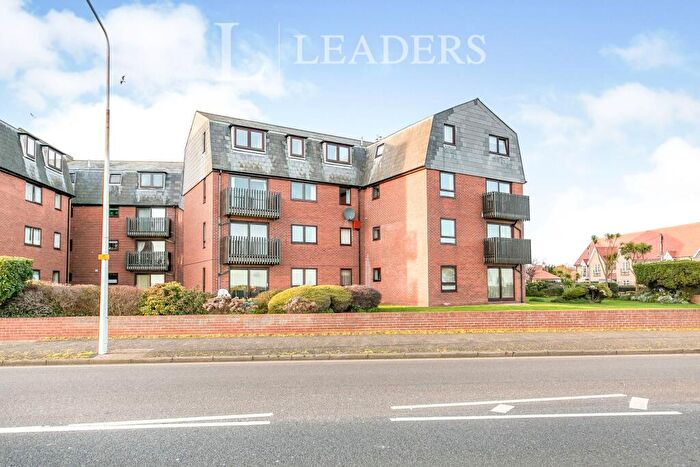 2 Bedroom Apartment To Rent In Ambleside Court, Marine Parade East, CO15