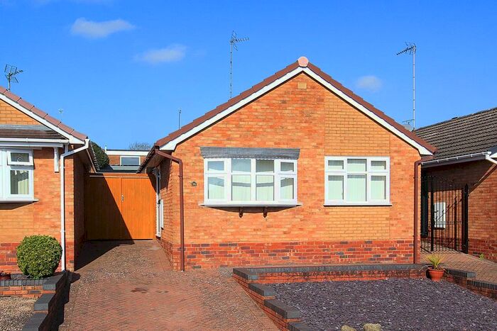 2 Bedroom Detached Bungalow To Rent In Bratch Park, Wombourne, Wolverhampton, WV5