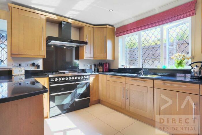 6 Bedroom Detached House To Rent In Park Lane, Ashtead, KT21