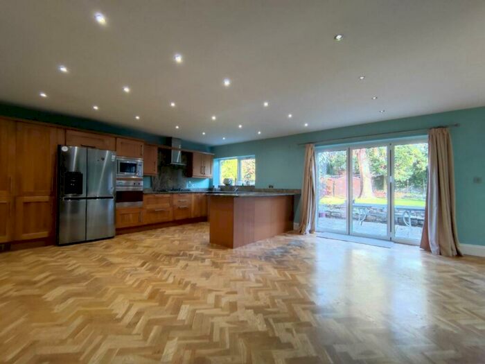 5 Bedroom Detached House To Rent In Croft Road, Wilmslow, SK9