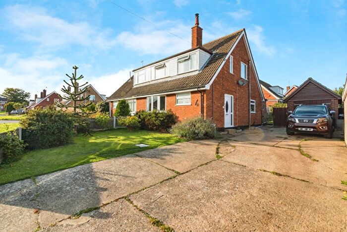 3 Bedroom Bungalow For Sale In Glebe Road East, Kessingland, Lowestoft, NR33