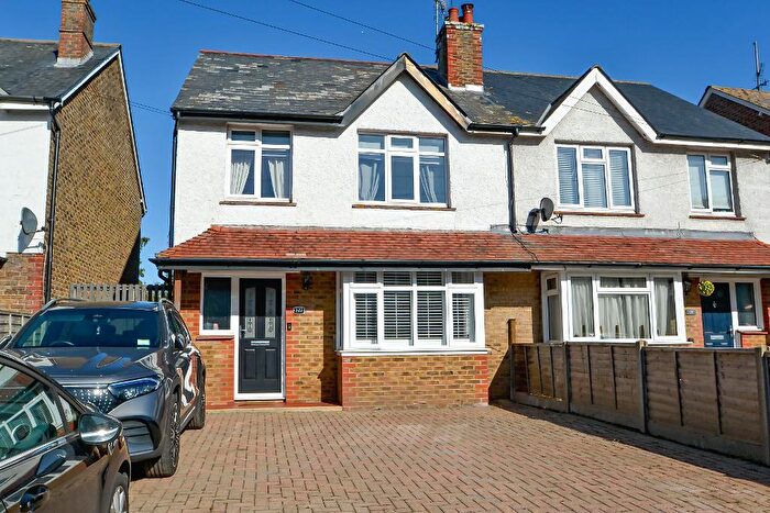 3 Bedroom Semi-Detached House For Sale In Chichester Road, North Bersted, Bognor Regis, West Sussex, PO21