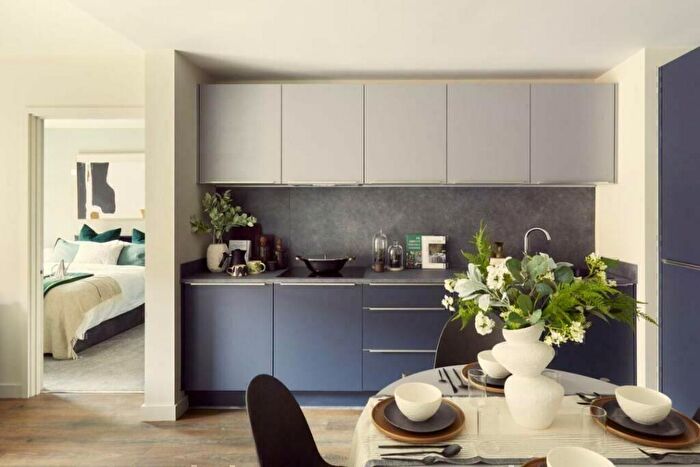 2 Bedroom Flat To Rent In Mustard Wharf At Tower Works, Heritage Collection, LS11