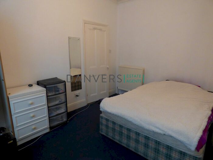 5 Bedroom Detached House To Rent In Gaul Street, Leicester, LE3