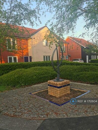 2 Bedroom Flat To Rent In Broughton, Mlton Keynes, MK10