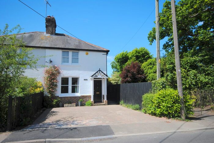 3 Bedroom Cottage To Rent In Mill Lane, Hurst Green, Oxted, RH8