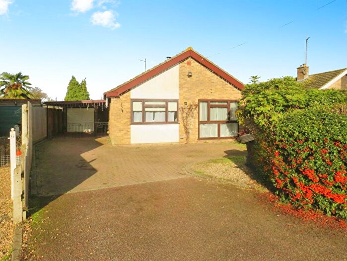 3 Bedroom Detached Bungalow For Sale In King Street, Wimblington, March, PE15