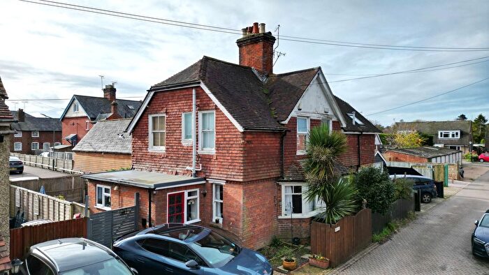 3 Bedroom Semi Detached House For Sale In Western Avenue, Hawkhurst, Cranbrook, TN18