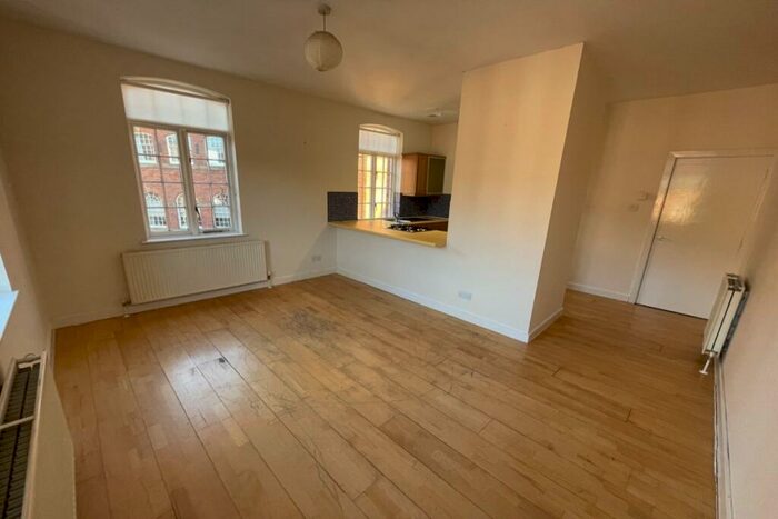 2 Bedroom Apartment To Rent In Cornish Street, Sheffield, South Yorkshire, S6