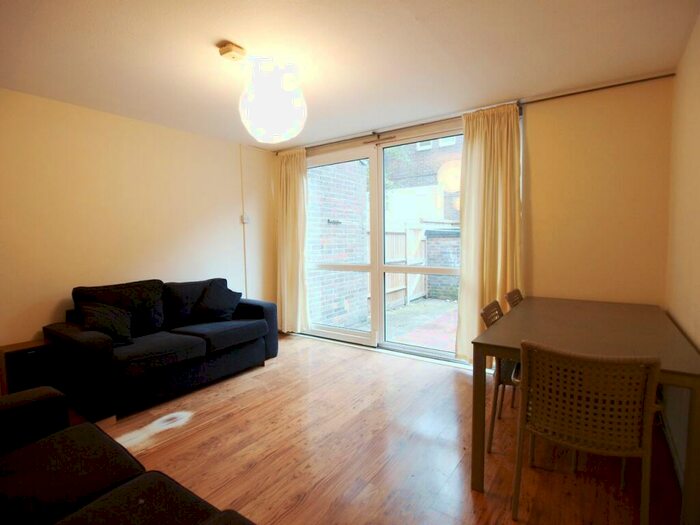 3 Bedroom Flat To Rent In Beachcroft Way, London, N19