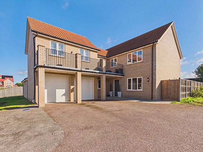 4 Bedroom Detached House For Sale In Rowan Close, Watlington, King's Lynn, PE33