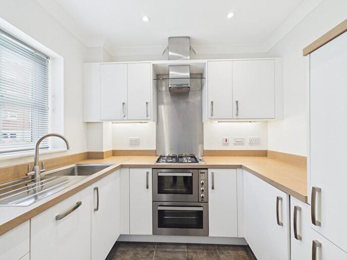 2 Bedroom Apartment To Rent In Brookbank Close, Cheltenham, GL50