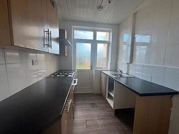 4 Bedroom Terraced House To Rent In Dagenham, RM8