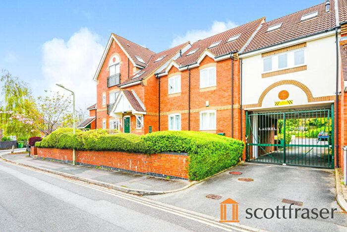 2 Bedroom Apartment To Rent In Laurel Court, East Oxford, OX4