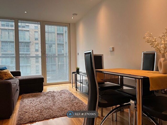 1 Bedroom Flat To Rent In Dowells Street, London, SE10