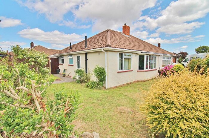 2 Bedroom Semi-Detached Bungalow For Sale In Beresford Road, Stubbington, PO14