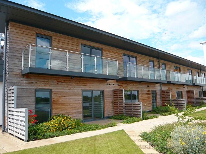 2 Bedroom Apartment To Rent In Park Way, Newbury, Berkshire, RG14