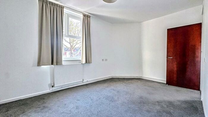 1 Bedroom Flat To Rent In Perry Street, Bristol, BS5