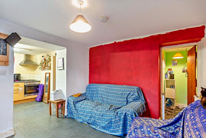 3 Bedroom End Of Terrace House For Sale In Higher Tamar Terrace, Gunnislake, PL18