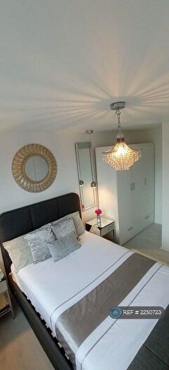 3 Bedroom Terraced House To Rent In St. Leonards Walk, Coventry, CV8
