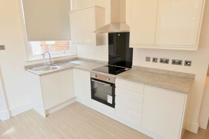 1 Bedroom Flat To Rent In Latham Street, Preston, Lancashire, PR1