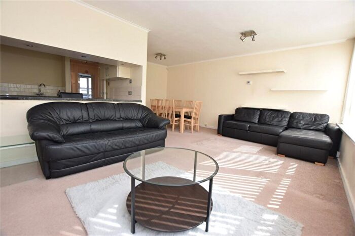 2 Bedroom Apartment To Rent In Ingledew Court, Leeds, West Yorkshire, LS17