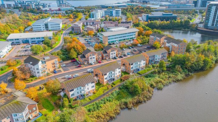 2 Bedroom Flat To Rent In Grangemoor Court, Cardiff Bay, CF11