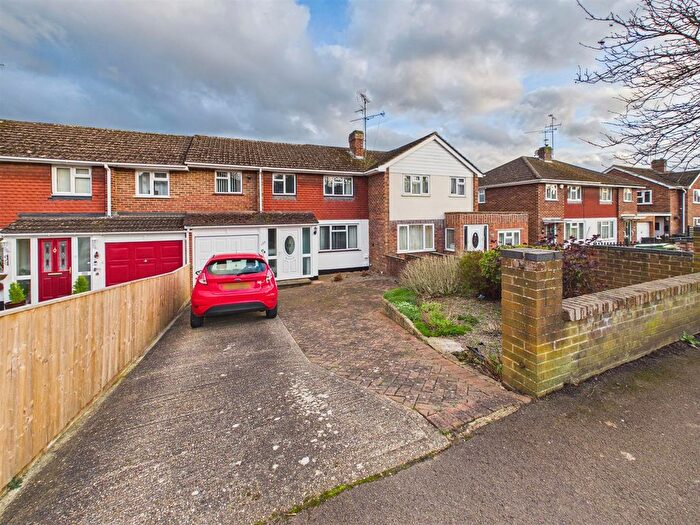3 Bedroom Terraced House For Sale In Fairford Road, Tilehurst, Reading, RG31