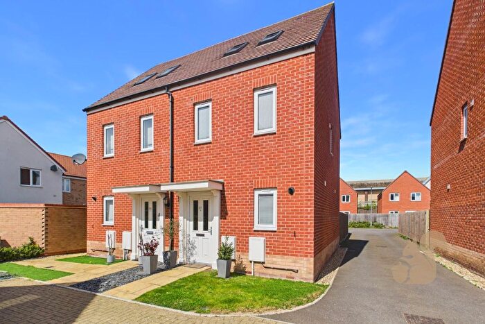 3 Bedroom Semi Detached House For Sale In Allen Aldridge Grove, Stanway, CO3