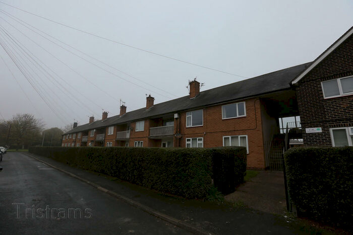 1 Bedroom Flat To Rent In Edenhall Gardens, Nottingham, NG11