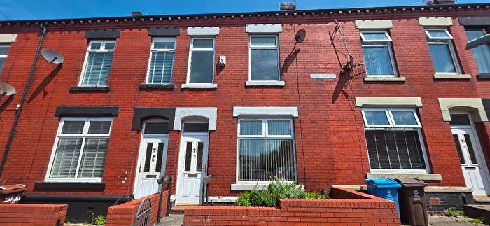 3 Bedroom Terraced House To Rent In Stirling Street, Oldham, OL9