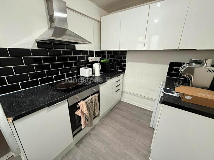 4 Bedroom Terraced House To Rent In Allensbank Crescent, Heath, Cardiff, CF14