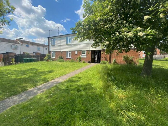 1 Bedroom Maisonette To Rent In Gilbert Gardens, Nottingham, NG3