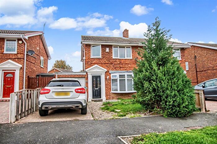 3 Bedroom Semi Detached House For Sale In Chadderton Drive, Thornaby, TS17