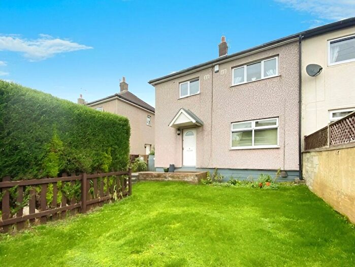 3 Bedroom Semi-Detached House For Sale In Royd House Walk, Keighley, West Yorkshire, BD21