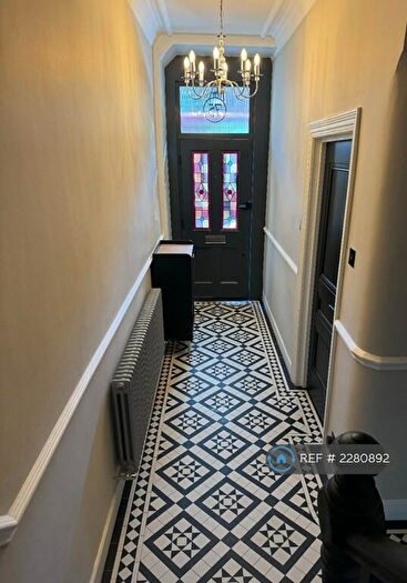 1 Bedroom Flat To Rent In Forburg Road, London, N16